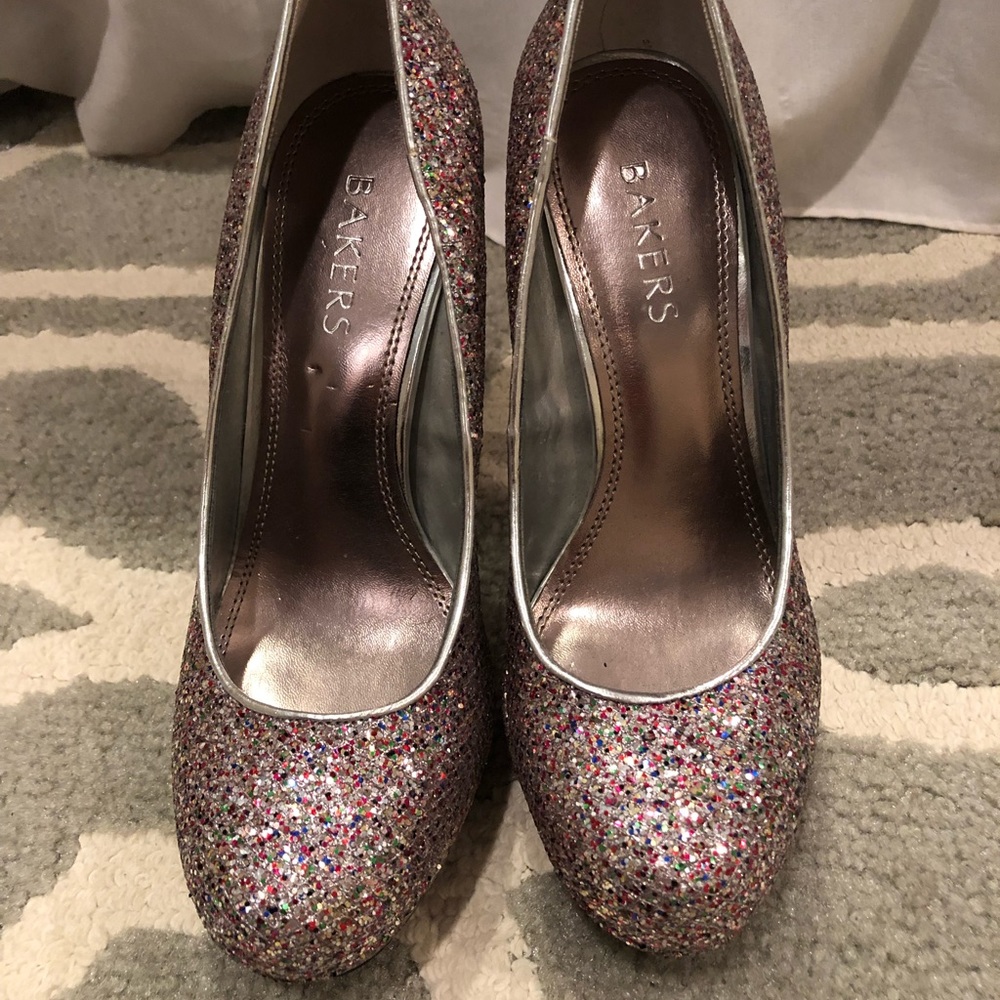 Bakers Multi-Color Sparkle Platform Pump Size 7 - image 4